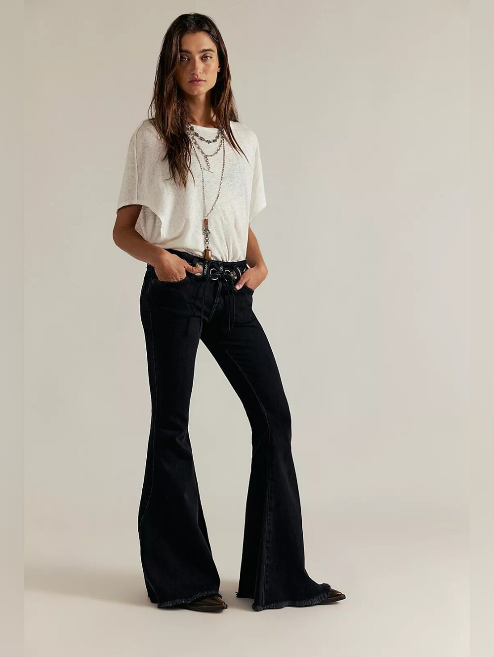 We The Free People Black Orchid Emre Low-Rise Flared Women’s Jeans Size 26